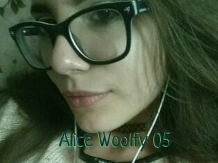 Alice_Woolfy_05