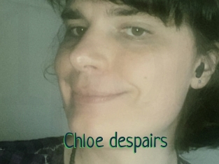 Chloe_despairs