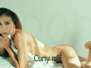 Curly_milf