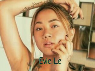 Evie_Le