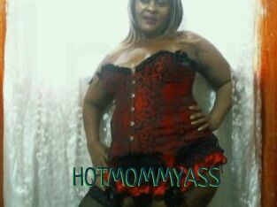 HOTMOMMYASS