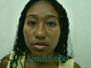 KameliaSandel