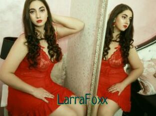 LarraFoxx