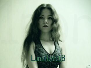 LunaHott18