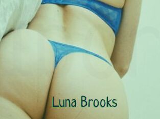 Luna_Brooks