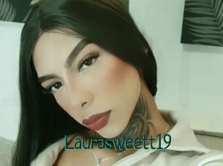 Laurasweett19