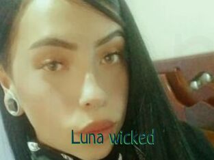 Luna_wicked