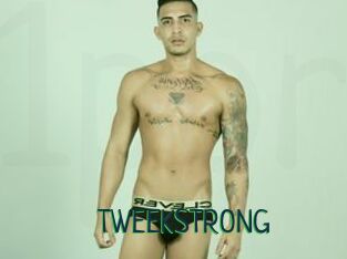 TWEEKSTRONG